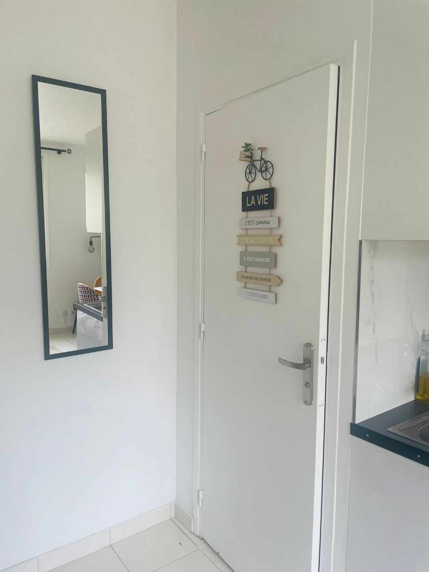 Beau Studio A 30Min De Paris Apartment Bobigny Exterior photo