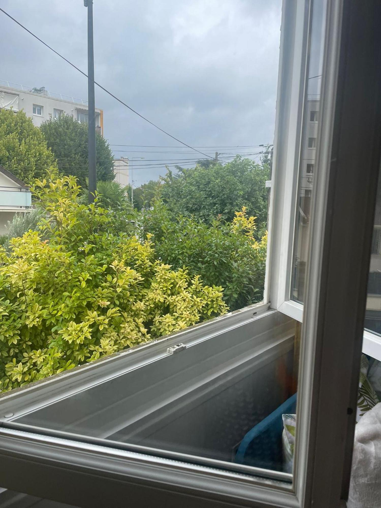 Beau Studio A 30Min De Paris Apartment Bobigny Exterior photo